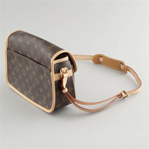 louis vuitton leather crossbody bag|louis vuitton crossbody bag white.